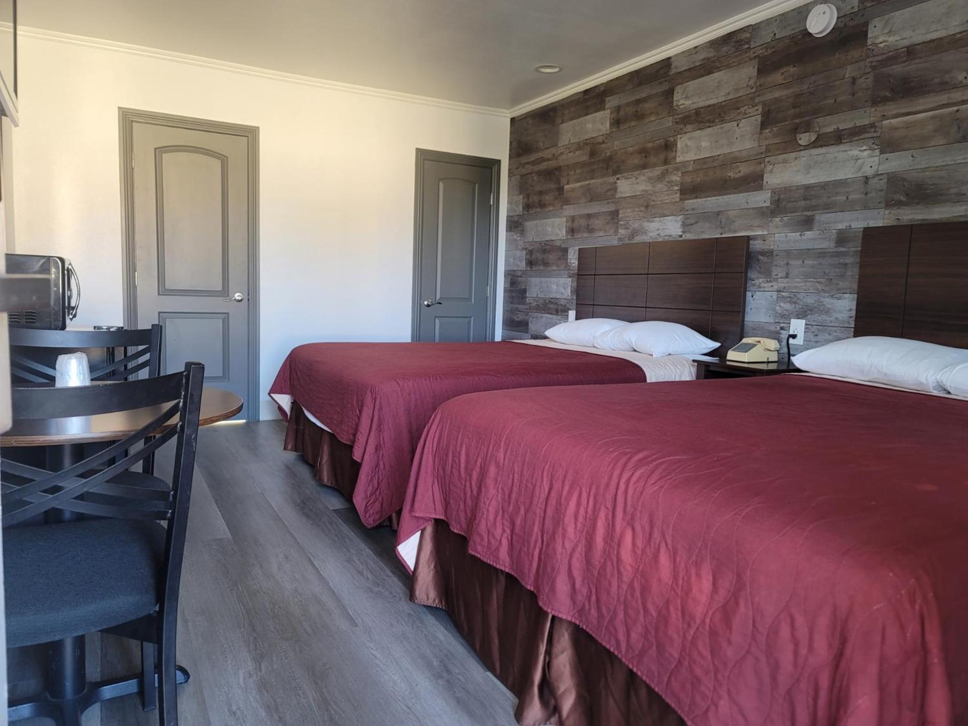 Whittier Travel Inn Eksteriør bilde