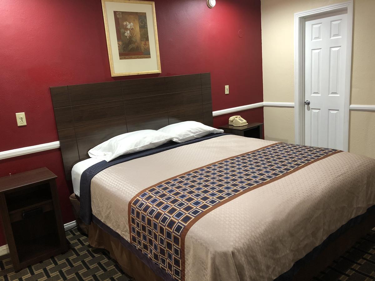 Whittier Travel Inn Eksteriør bilde
