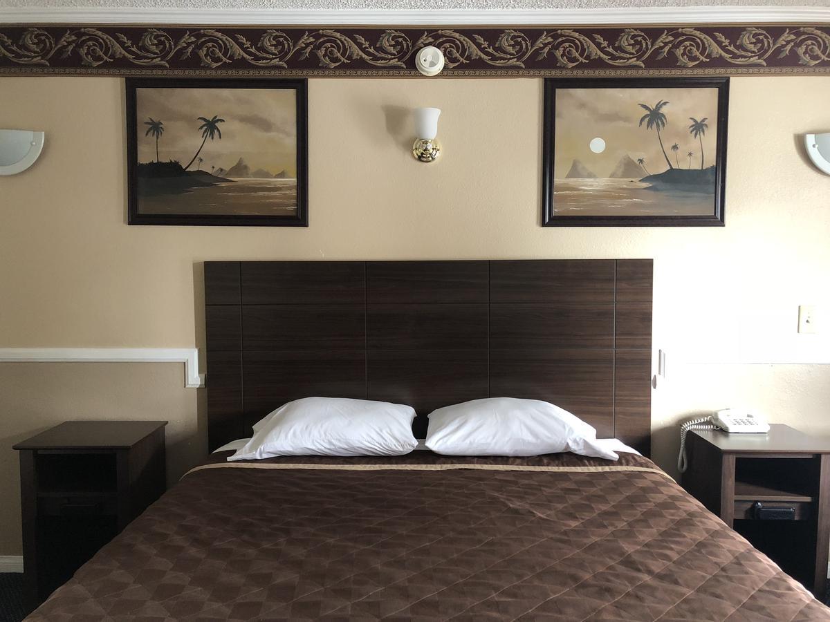 Whittier Travel Inn Eksteriør bilde