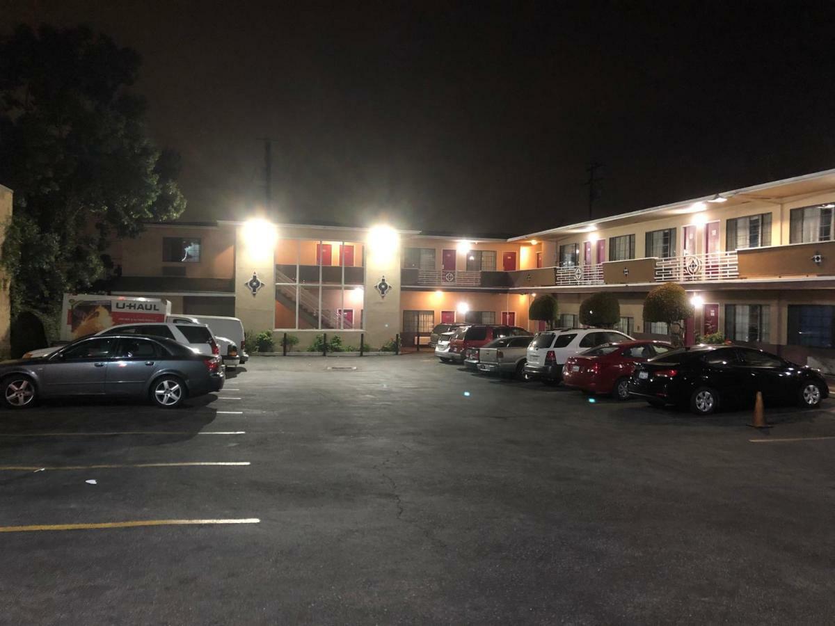 Whittier Travel Inn Eksteriør bilde