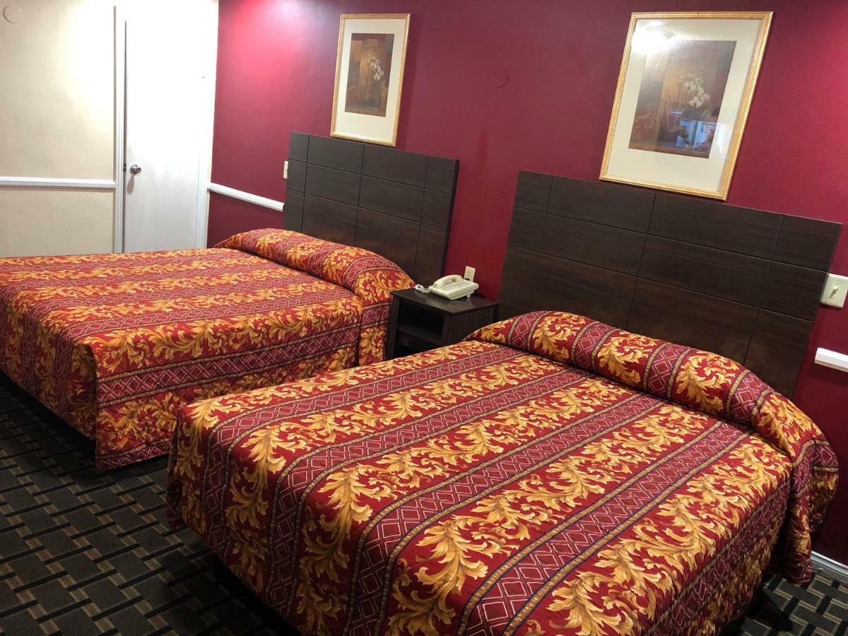 Whittier Travel Inn Eksteriør bilde