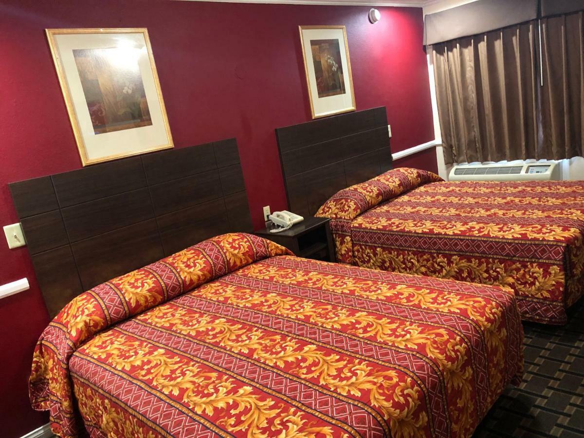 Whittier Travel Inn Eksteriør bilde